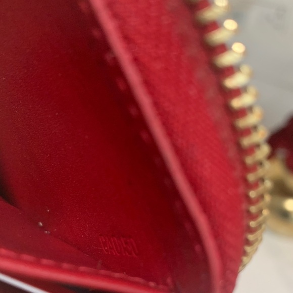 Louis Vuitton Glossy Red Embossed Pouch - Picture 6 of 7